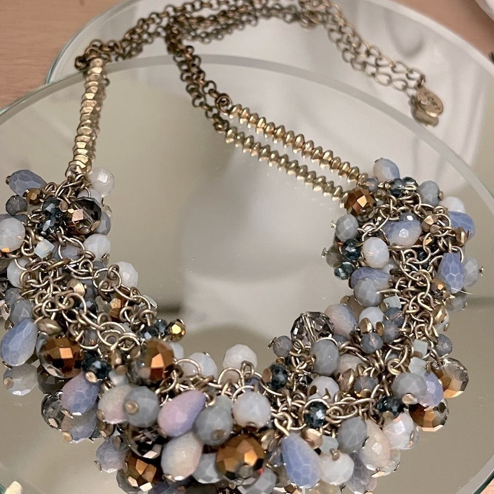 N130 LOFT  NWOT gorgeous multi bead cluster necklace